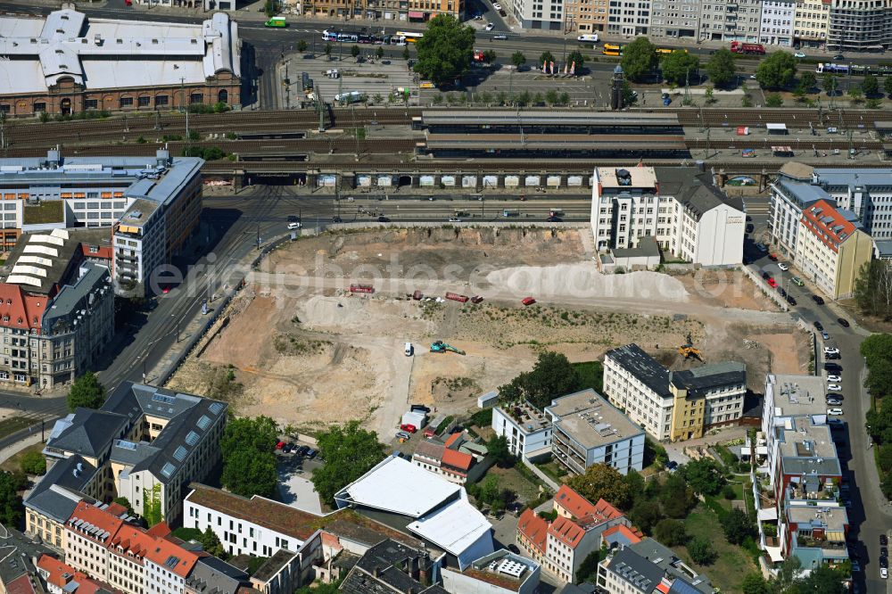 Aerial image Dresden - Construction site to build a new multi-family residential complex Quartier Am Schuetzengarten on street Amely-Boelte-Strasse, Koenneritzstrasse, Jahnstrasse, Schuetzengasse und Laurinstrasse in the district Wilsdruffer Vorstadt in Dresden in the state Saxony, Germany