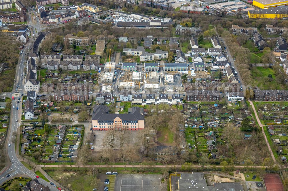 Aerial image Duisburg - Construction site to build a new multi-family residential complex Rueckertstrasse - Halfmannstrasse in the district Obermarxloh in Duisburg at Ruhrgebiet in the state North Rhine-Westphalia, Germany