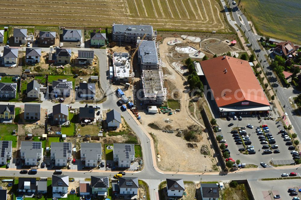 Bernau from above - Construction site to build a new multi-family residential complex Refugium Heideglueck in the district Schoenow in Bernau in the state Brandenburg, Germany