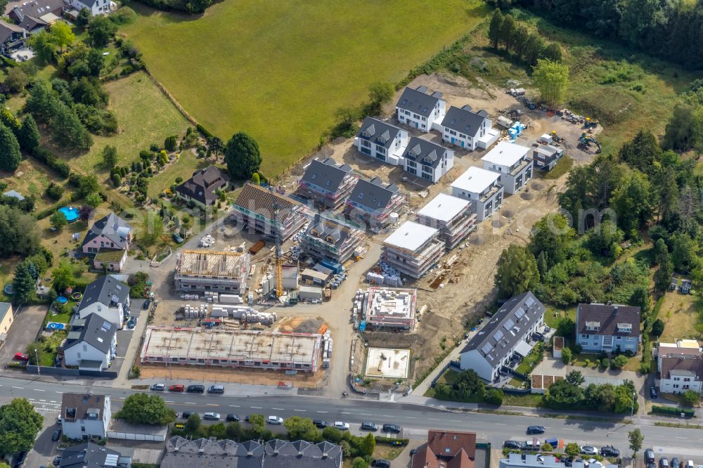 Aerial image Mülheim an der Ruhr - Construction site to build a new multi-family residential complex on Rumbaum - Areal in Muelheim on the Ruhr at Ruhrgebiet in the state North Rhine-Westphalia, Germany