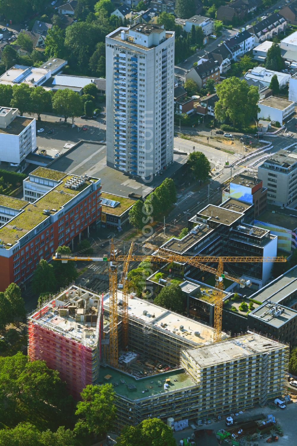 Aerial photograph Köln - Construction site for the new construction of a multi-family residential complex SECHTM in Parkstadt Sued on Bonner Strasse - Sechtemer Strasse in the district of Raderberg in Cologne in the federal state of North Rhine-Westphalia, Germany