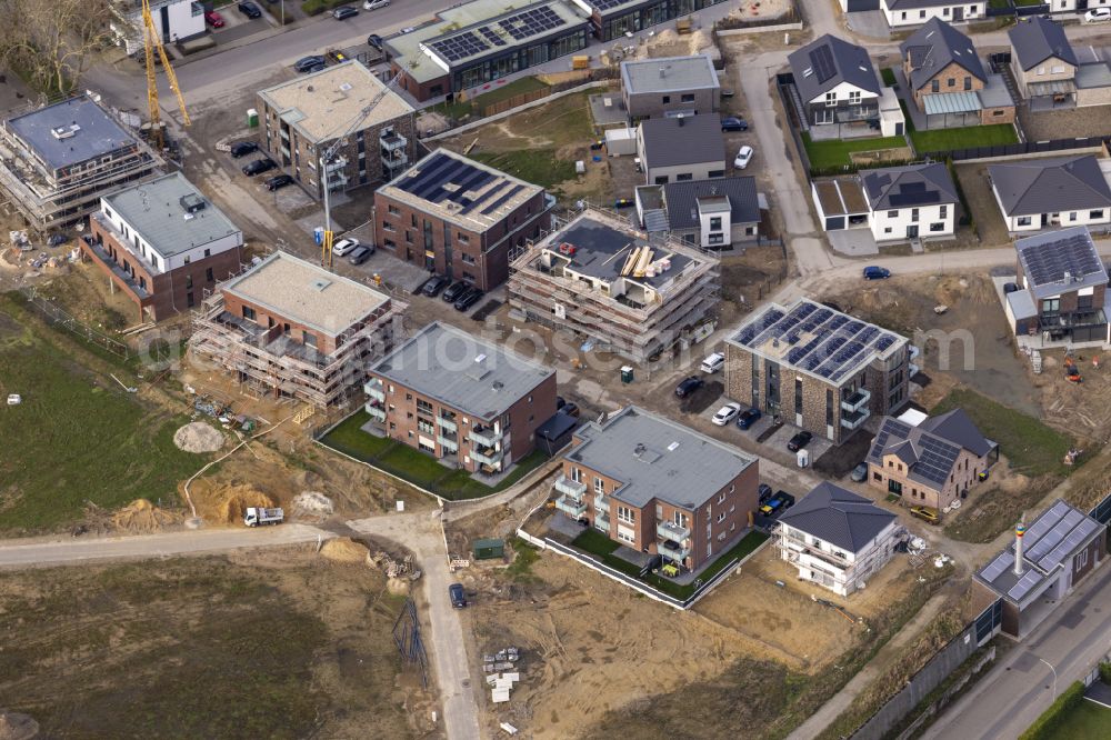 Aerial image Straelen - Construction site to build a new multi-family residential complex on street Blumenweg in Straelen in the state North Rhine-Westphalia, Germany