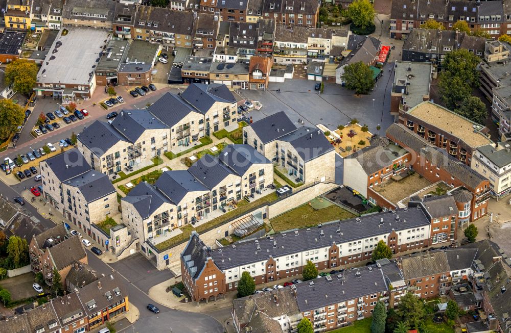 Aerial image Emmerich am Rhein - Construction site to build a new multi-family residential complex vivAtrium on street Neumarkt in Emmerich am Rhein in the state North Rhine-Westphalia, Germany