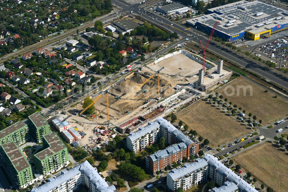 Aerial image Berlin - Construction site to build a new multi-family residential complex Weisse Taube between Ferdinand-Schultze-Strasse, Plauener Strasse and Landsberger Allee in the district Hohenschoenhausen in Berlin, Germany