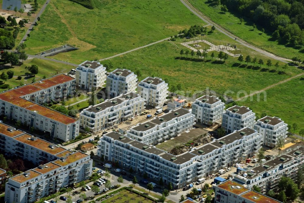 Berlin from the bird's eye view: New multi-family residential complex between Hasenholzer Allee and the Wiesenpark in the district Marzahn in Berlin