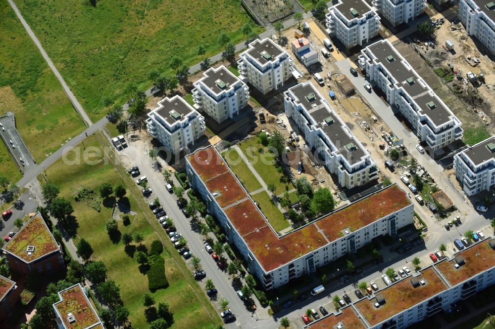 Aerial image Berlin - New multi-family residential complex between Hasenholzer Allee and the Wiesenpark in the district Marzahn in Berlin