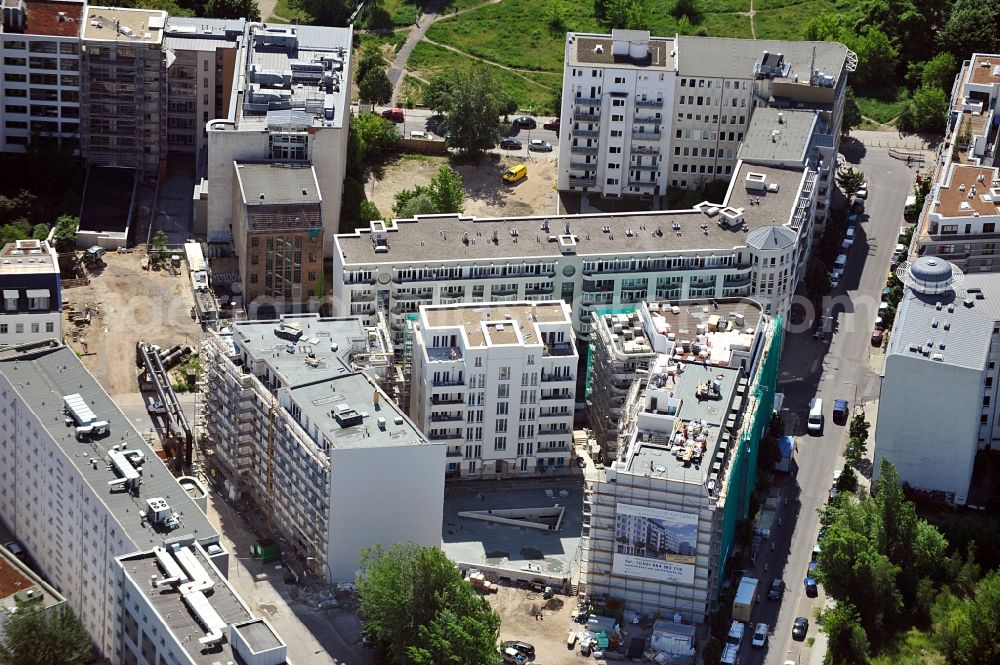 Berlin Mitte from the bird's eye view: View of the new construction of apartment building between Alte Jakob St. und Neue Grün St. in Berlin / Mitte