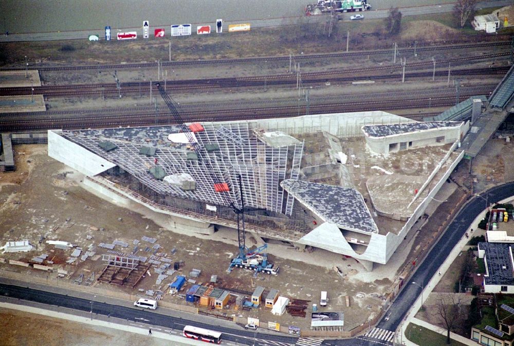 Aerial image Wolfsburg - Construction site of Museum building ensemble Phaeno Science Center on Willy-Brandt-Platz in the district Stadtmitte in Wolfsburg in the state Lower Saxony, Germany