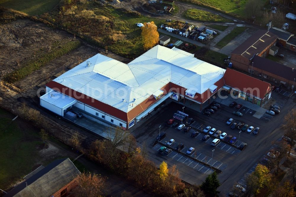 Werneuchen from above - Construction of the local ALDI- shopping center on the B 158 in Werneuchen in Brandenburg