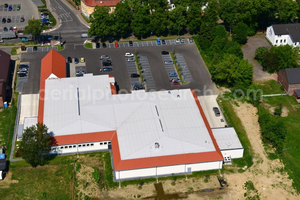 Werneuchen from the bird's eye view: Construction of the local ALDI- shopping center on the B 158 in Werneuchen in Brandenburg