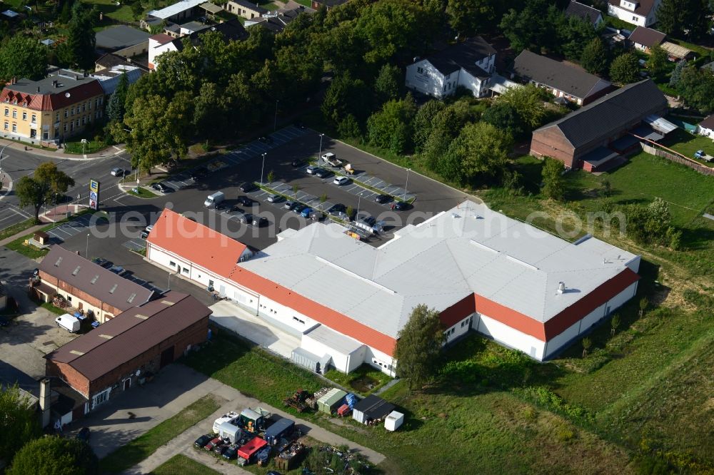 Werneuchen from above - Construction of the local ALDI- shopping center on the B 158 in Werneuchen in Brandenburg