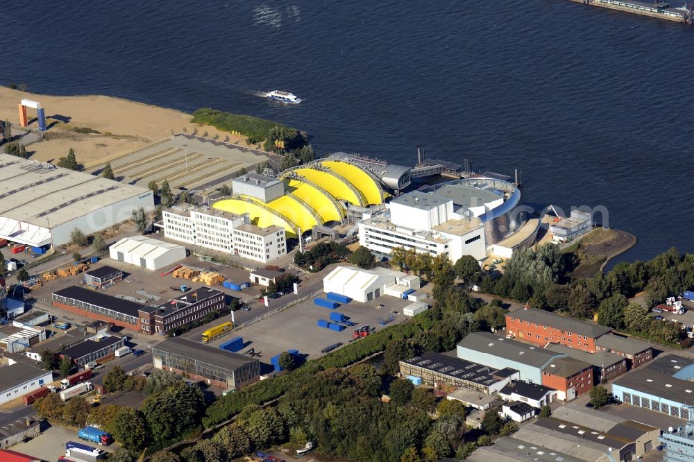 Hamburg from above - Building of the new Musical Theatre, Stage entertainment on the banks of the Elbe in Hamburg Steinwerder