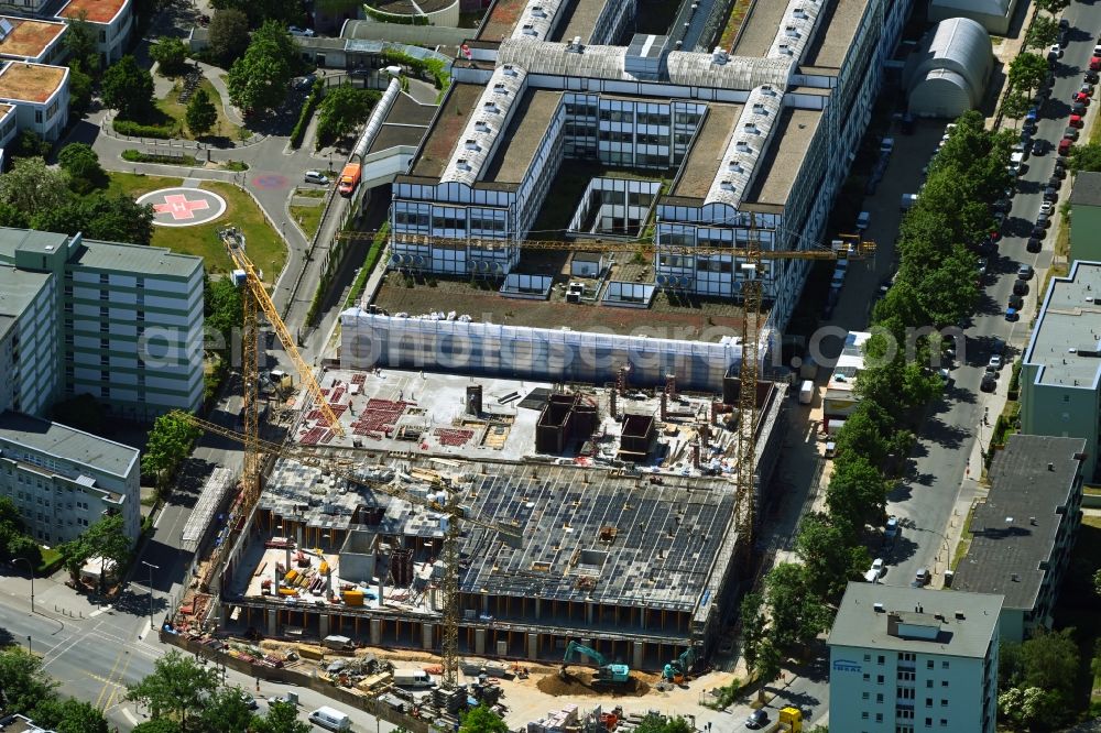 Berlin from above - Construction site for a new extension to the hospital grounds Vivantes Klinikum Neukoelln on street Rudower Chaussee in the district Neukoelln in Berlin, Germany