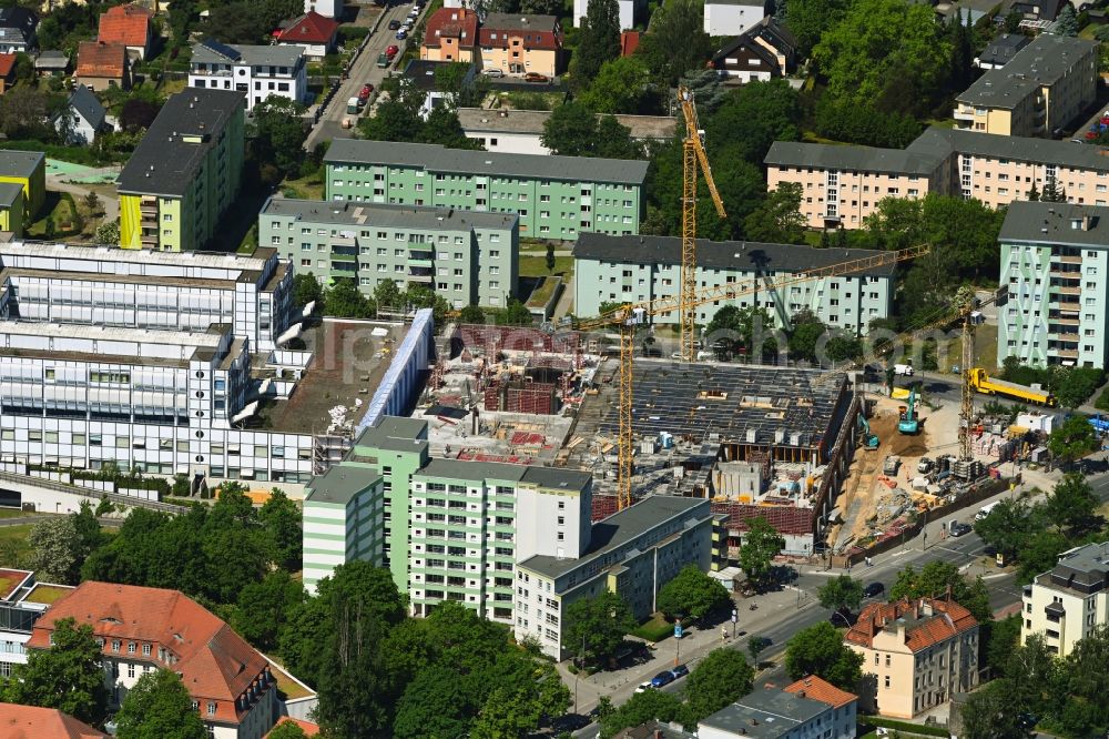 Aerial photograph Berlin - Construction site for a new extension to the hospital grounds Vivantes Klinikum Neukoelln on street Rudower Chaussee in the district Neukoelln in Berlin, Germany