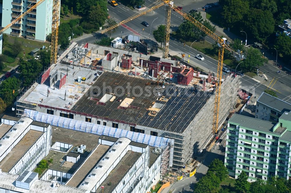 Aerial image Berlin - Construction site for a new extension to the hospital grounds Vivantes Klinikum Neukoelln on street Rudower Chaussee in the district Neukoelln in Berlin, Germany