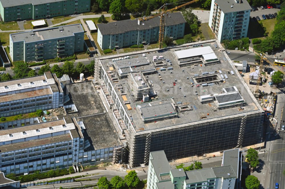 Berlin from above - Construction site for a new extension to the hospital grounds Vivantes Klinikum Neukoelln on street Rudower Chaussee in the district Neukoelln in Berlin, Germany