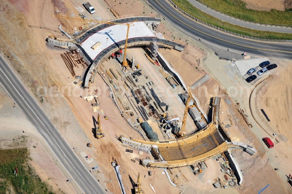 Jena from the bird's eye view: View atf the construction site of the ring road Rothenstein at the B88 in Jena district Maua in the federal state of Thuringia. Client is the Federal Republic of Germany in order of the federal state of Thuringia, represented by the highway department eastern Thuringia. The section is realized in the course of the extension construction project of the motorway A4