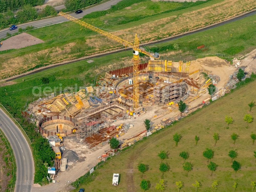 Gelsenkirchen from the bird's eye view: Construction site to build a new pumping station at the sewer at the Hueller Bach creek in Gelsenkirchen in the state of North Rhine-Westphalia