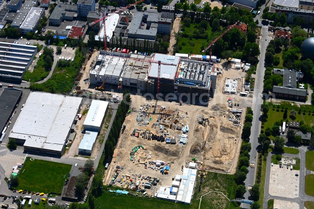 Berlin from the bird's eye view: Construction site of data center building and online data processing hub in Marienpark on Lankwitzer Strasse in the district Mariendorf in Berlin, Germany