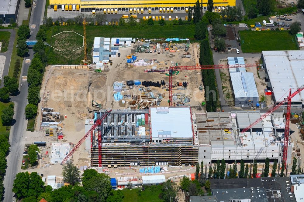 Aerial image Berlin - Construction site of data center building and online data processing hub in Marienpark on Lankwitzer Strasse in the district Mariendorf in Berlin, Germany