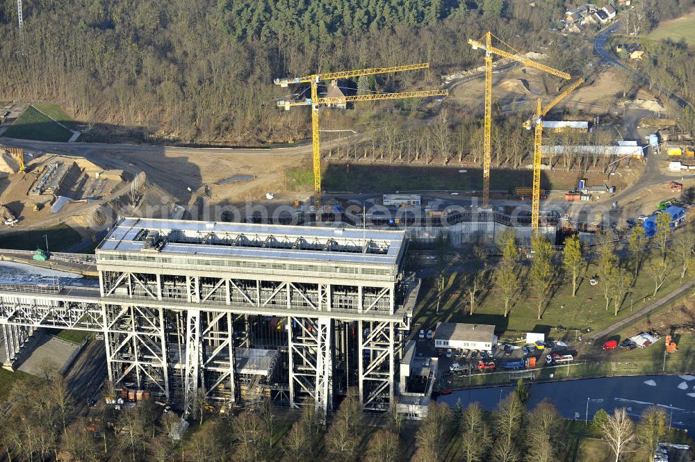 Niederfinow from above - Blick auf die Baustelle des Neubaus des Schiffshebewerkes Niederfinow Nord durch die DSD Brückenbau GmbH, die Johann Bunte Bauunternehmung GmbH & Co. KG , Bilfinger Berger Ingenieurbau GmbH und die Siemag GmbH. Look at the new building of the boat lift Niederfinow North Bridge. The new building needed because the old boat lift of 1934 has now reached the end of its life. To maintain the function of the Havel-Oder waterway, it must therefore be replaced by a new building on schedule.