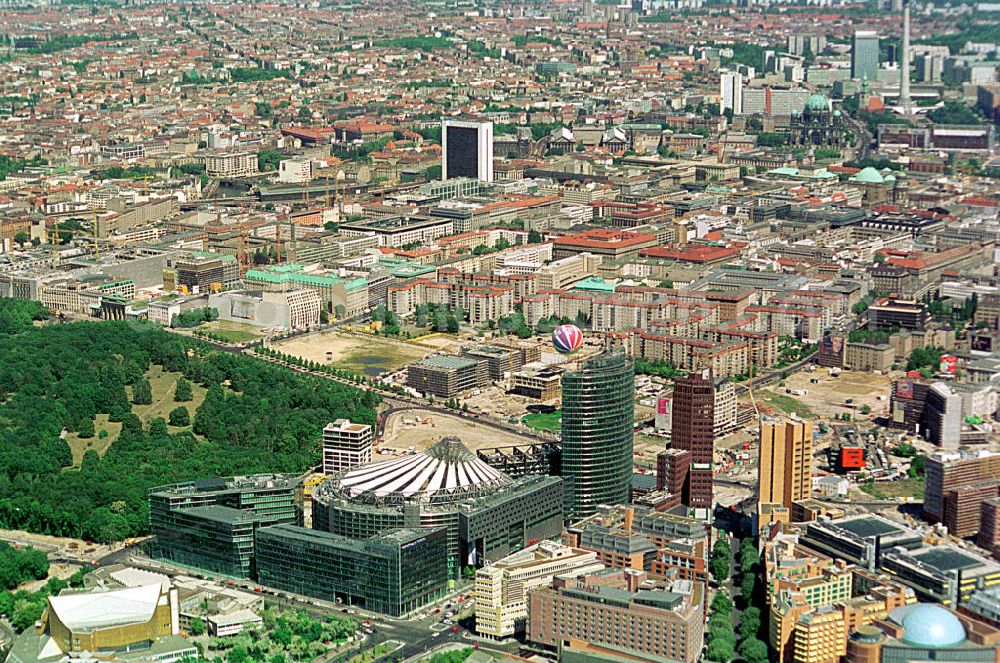 Berlin Mitte from the bird's eye view: Office buildings and commercials at the Potsdam Square in the borough Mitte