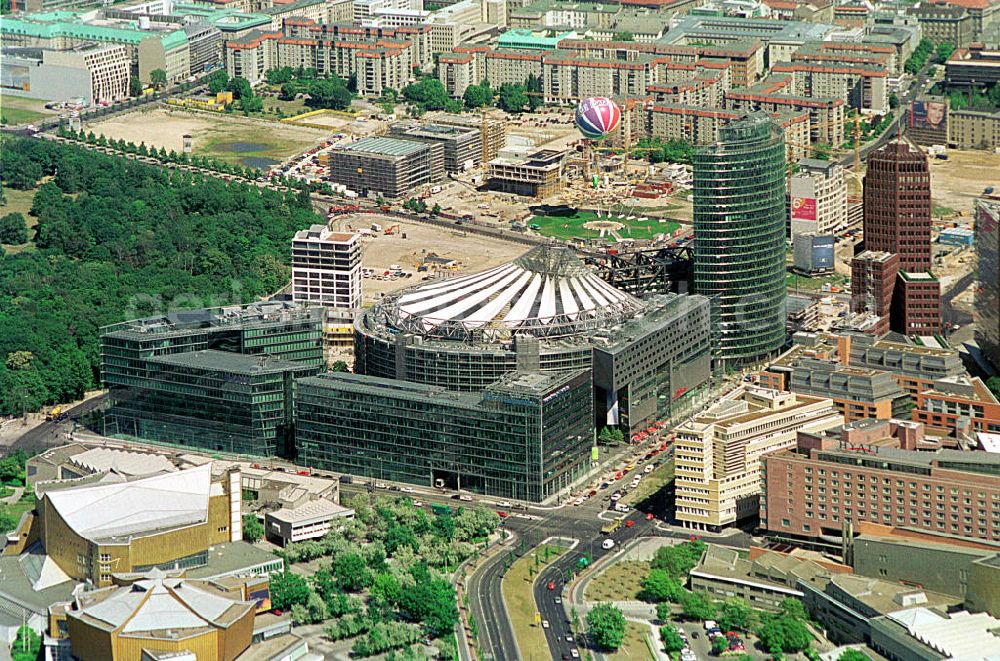 Aerial image Berlin Mitte - Office buildings and commercials at the Potsdam Square in the borough Mitte