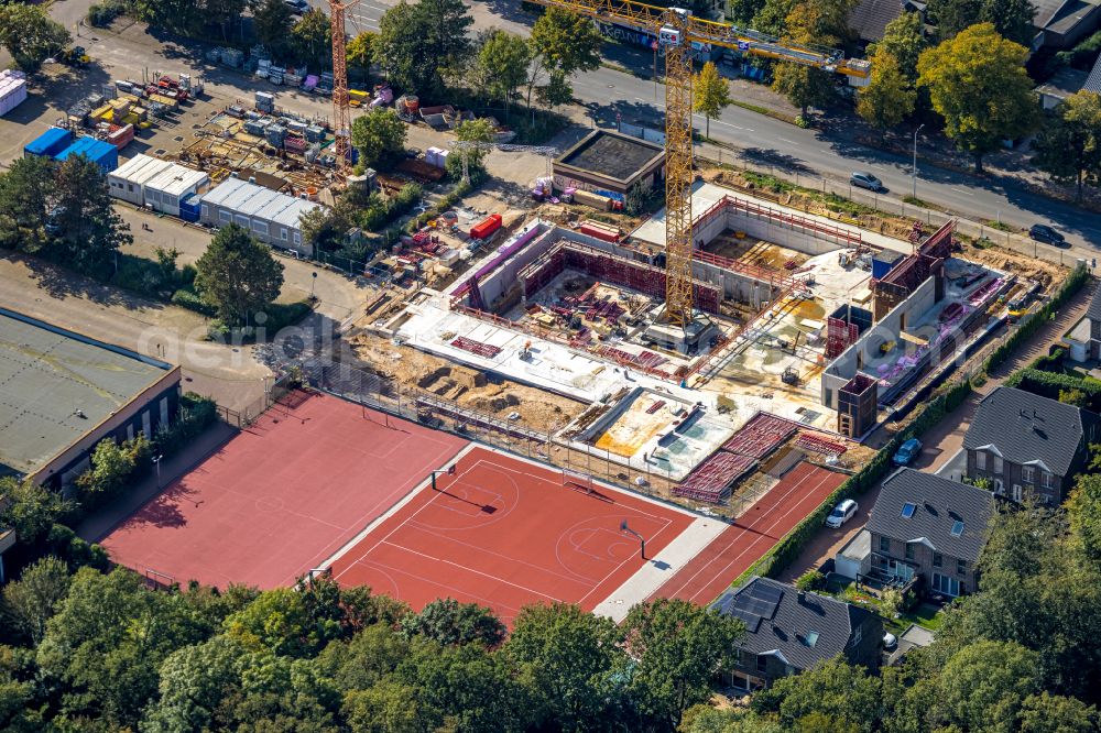 Aerial image Duisburg - Construction of new Ensemble of sports grounds of GSG Duisburg 1919/28 e.V. on street Grossenbaumer Allee in Duisburg at Ruhrgebiet in the state North Rhine-Westphalia, Germany