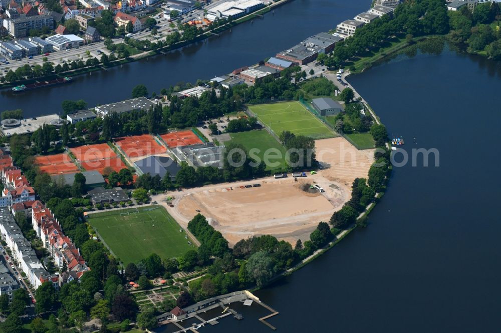 Aerial image Lübeck - Construction of new Ensemble of sports grounds of Luebecker Ballspielverein Phoenix von 1903 e. V. on Falkenstrasse in Luebeck in the state Schleswig-Holstein, Germany