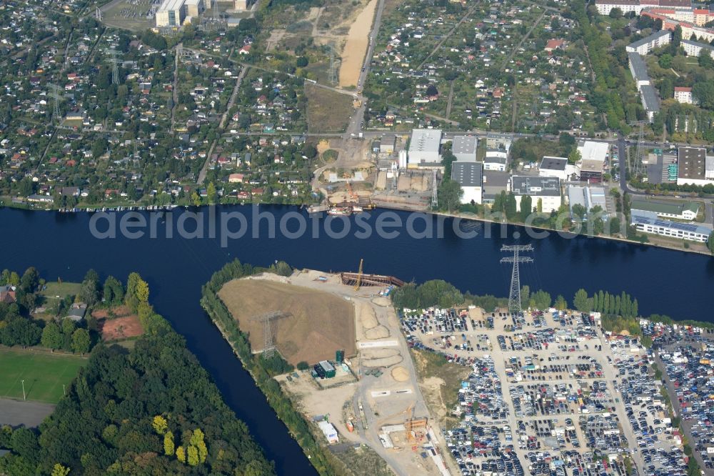 Aerial image Berlin - Construction site for the new building of the Spree bridge on the south-east connection (SOV) in Berlin Schoeneweide