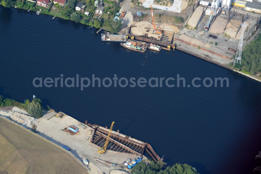 Berlin from above - Construction site for the new building of the Spree bridge on the south-east connection (SOV) in Berlin Schoeneweide