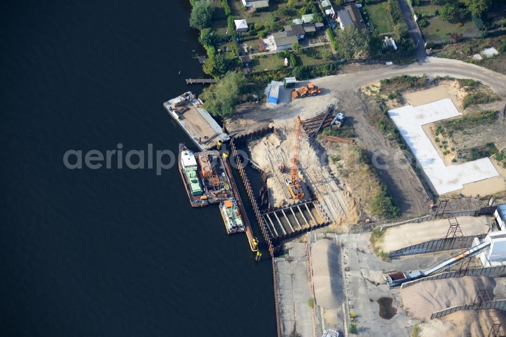 Aerial photograph Berlin - Construction site for the new building of the Spree bridge on the south-east connection (SOV) in Berlin Schoeneweide