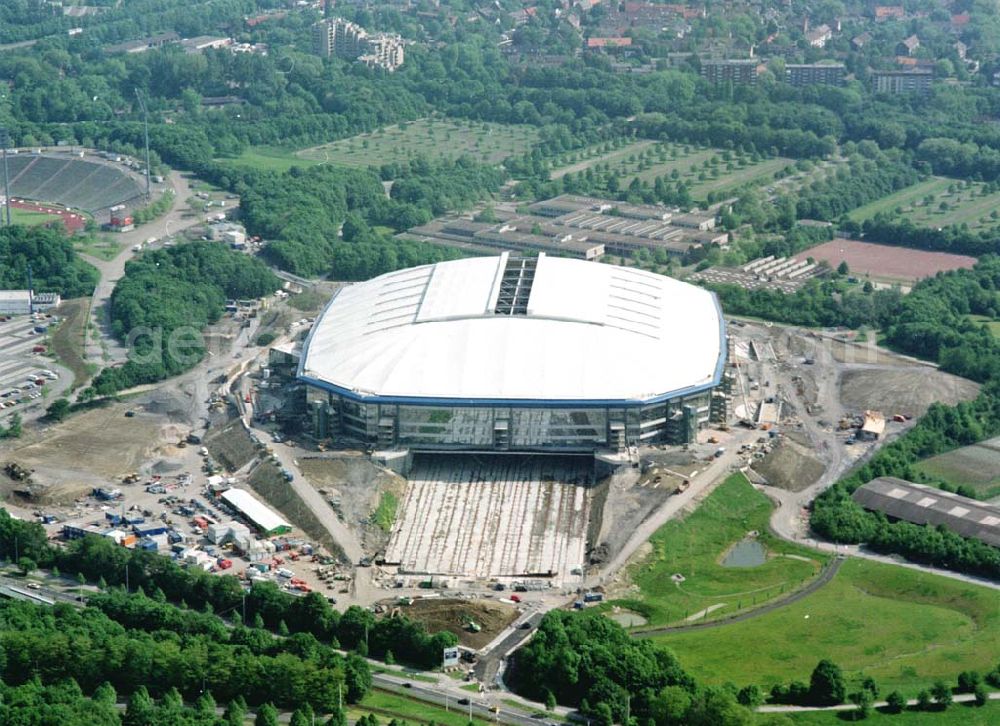 Aerial photograph Bottrop - Neubau der Stadthalle Bottrop am Bottroper Stadion.