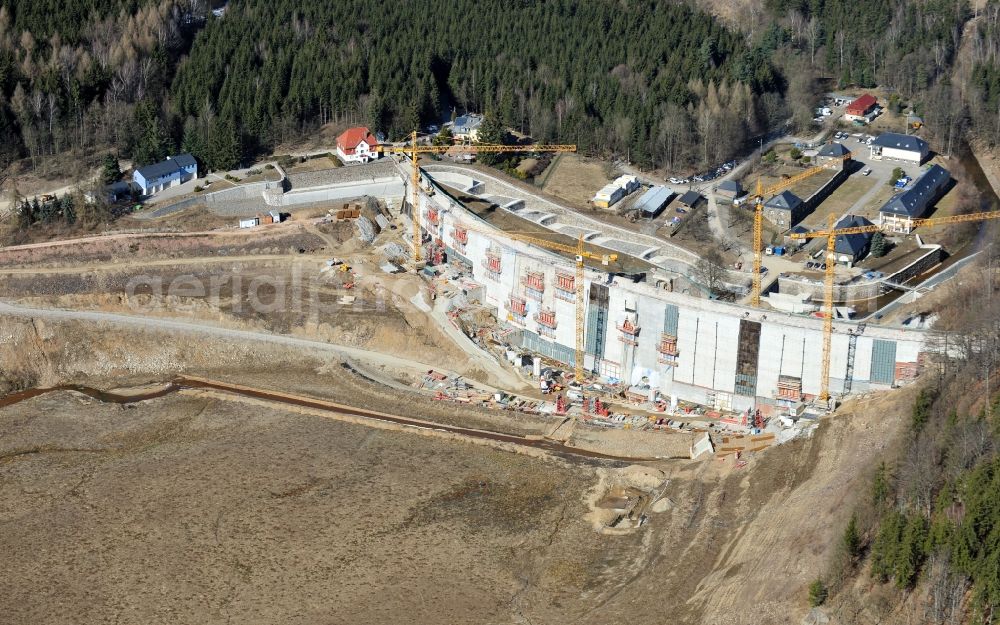 Klingenberg from the bird's eye view: Construction site for the reconstruction of the dam wall Wasserkraftwerk Klingenberg in Klingenberg in the state Saxony, Germany