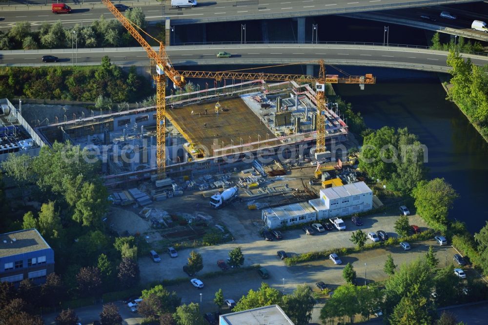 Berlin Neukölln from the bird's eye view: Construction of a new manufacturing sterilization on the premises of BIOTRONIK SE & Co. KG in Woermannkehre in Berlin Neukölln