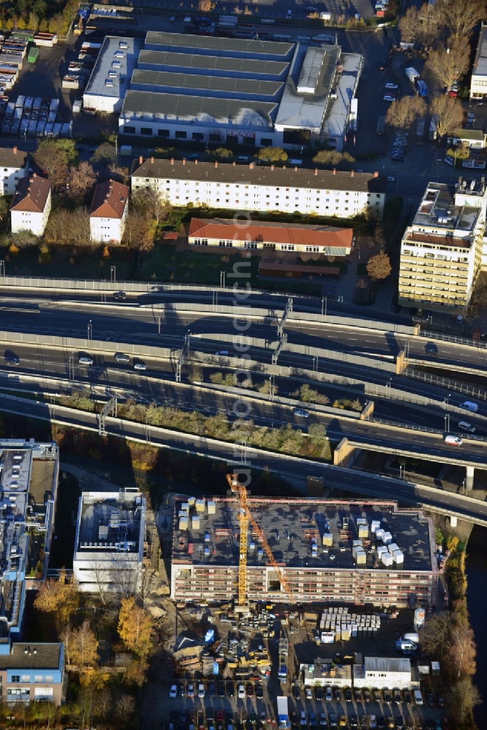 Aerial image Berlin - Construction of a new manufacturing sterilization on the premises of BIOTRONIK SE & Co. KG in Woermannkehre in Berlin Neukölln