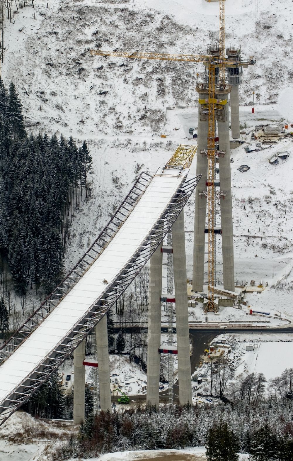 Aerial photograph Bestwig - Viaduct Nuttlar under construction overlooking the municipality Bestwig in North Rhine-Westphalia