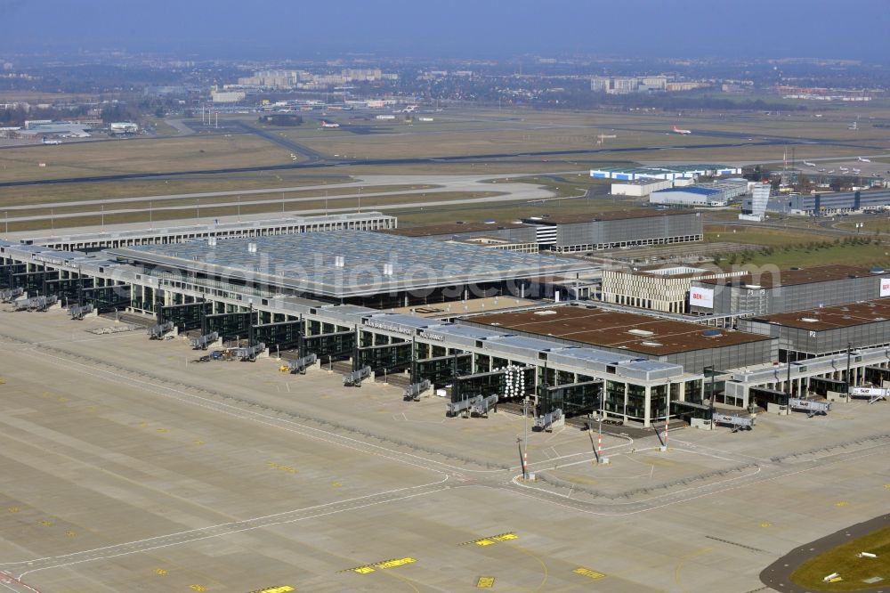 Aerial image Schönefeld - Site of the new airport BER / BBI AIRPORT BERLIN BRANDENBURG Willi Brandt in Schoenefeld in Brandenburg. The new terminal is in the south of the airport Berlin -Schoenefeld quality built