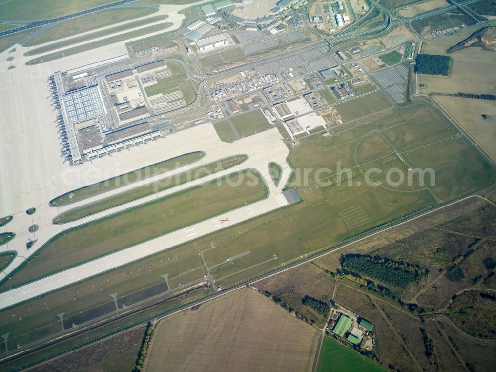 Schönefeld from above - Site of the new airport BER / BBI AIRPORT BERLIN BRANDENBURG Willi Brandt in Schoenefeld in Brandenburg. The new terminal is in the south of the airport Berlin -Schoenefeld quality built