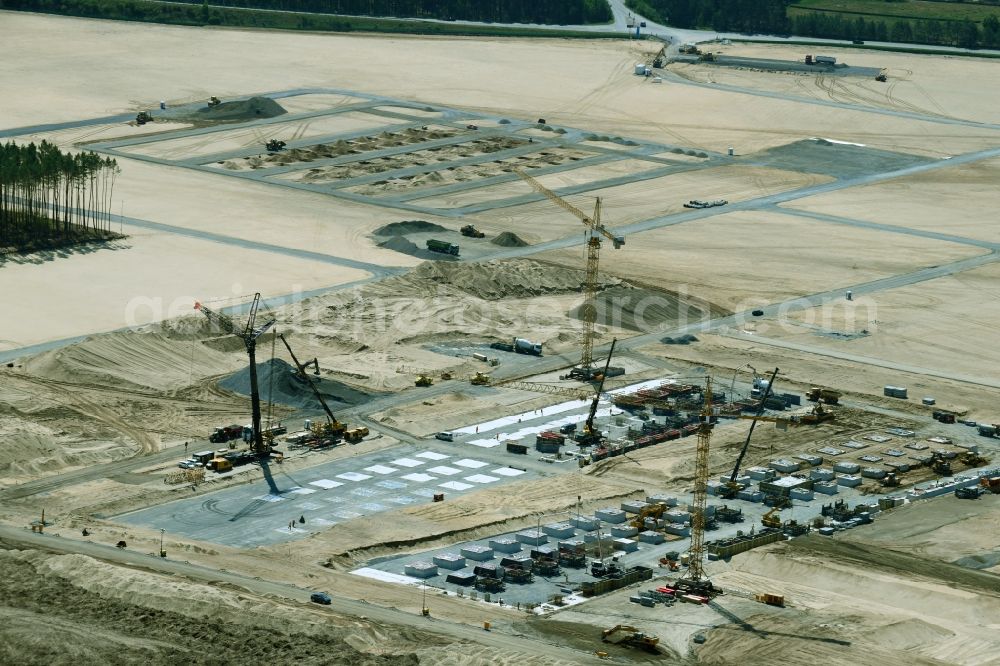 Grünheide (Mark) from above - Construction site for the new building of Tesla Gigafactory 4 on Schlehenweg - Eichenstrasse in the district Freienbrink in Gruenheide (Mark) in the state Brandenburg, Germany