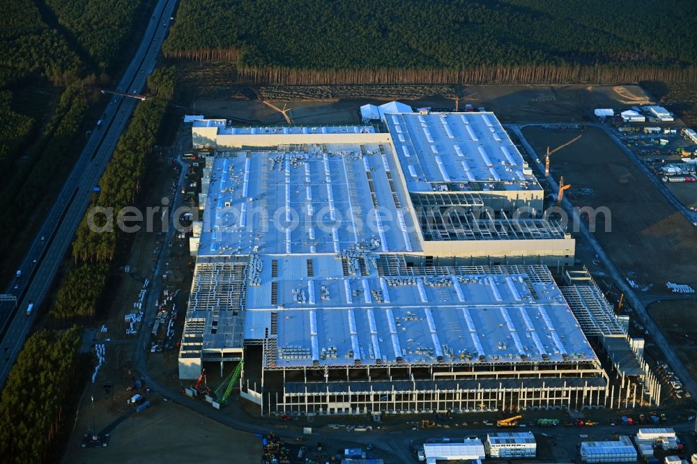 Aerial photograph Grünheide (Mark) - Construction site for the new building of Tesla Gigafactory 4 on Schlehenweg - Eichenstrasse in the district Freienbrink in Gruenheide (Mark) in the state Brandenburg, Germany