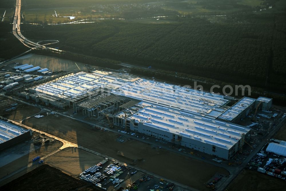 Grünheide (Mark) from above - Construction site for the new building of Tesla Gigafactory 4 on Schlehenweg - Eichenstrasse in the district Freienbrink in Gruenheide (Mark) in the state Brandenburg, Germany