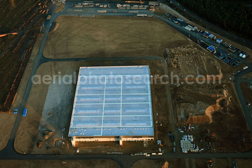 Grünheide (Mark) from the bird's eye view: Construction site for the new building of Tesla Gigafactory 4 on Schlehenweg - Eichenstrasse in the district Freienbrink in Gruenheide (Mark) in the state Brandenburg, Germany