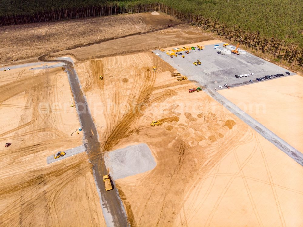 Grünheide (Mark) from above - Construction site for the new building of Tesla Gigafactory 4 on Schlehenweg - Eichenstrasse in the district Freienbrink in Gruenheide (Mark) in the state Brandenburg, Germany