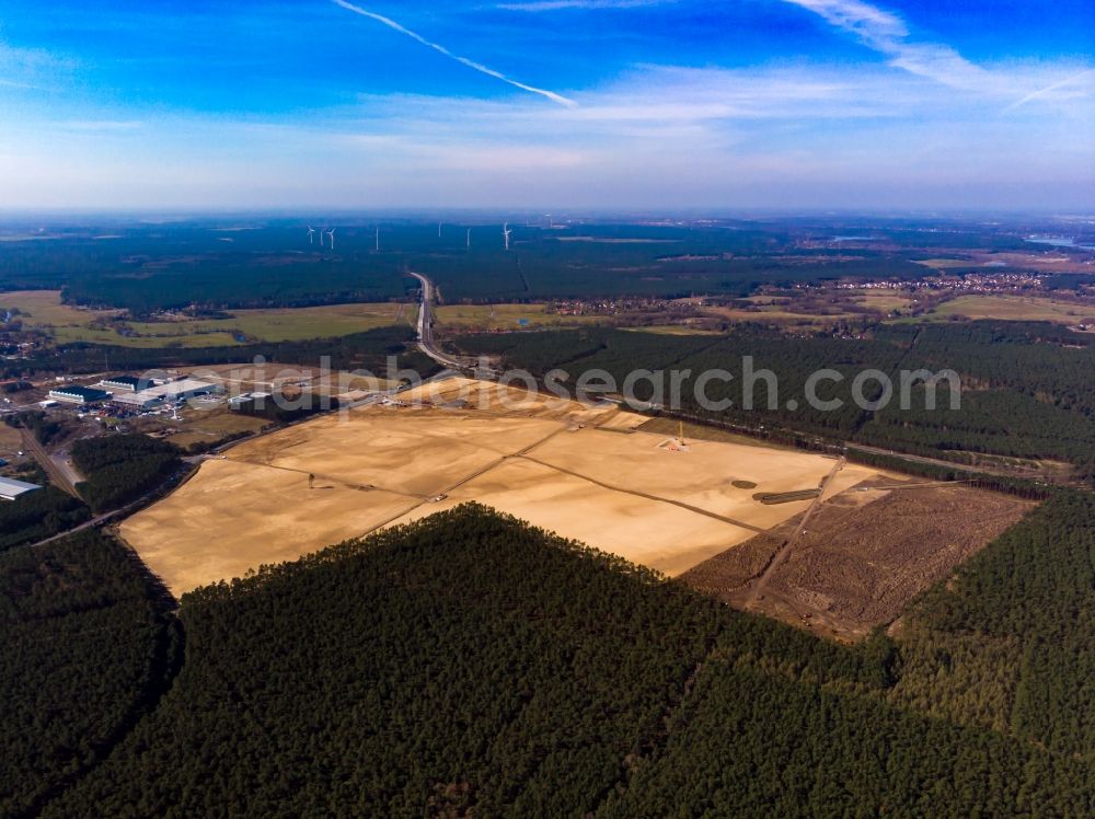 Aerial image Grünheide (Mark) - Construction site for the new building of Tesla Gigafactory 4 on Schlehenweg - Eichenstrasse in the district Freienbrink in Gruenheide (Mark) in the state Brandenburg, Germany