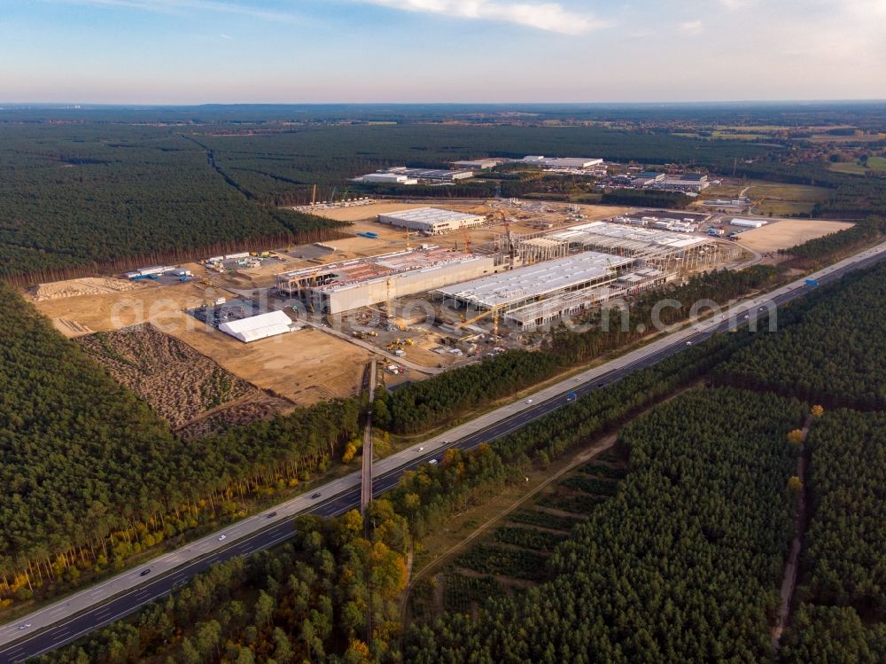 Grünheide (Mark) from above - Construction site for the new building of Tesla Gigafactory 4 on Schlehenweg - Eichenstrasse in the district Freienbrink in Gruenheide (Mark) in the state Brandenburg, Germany