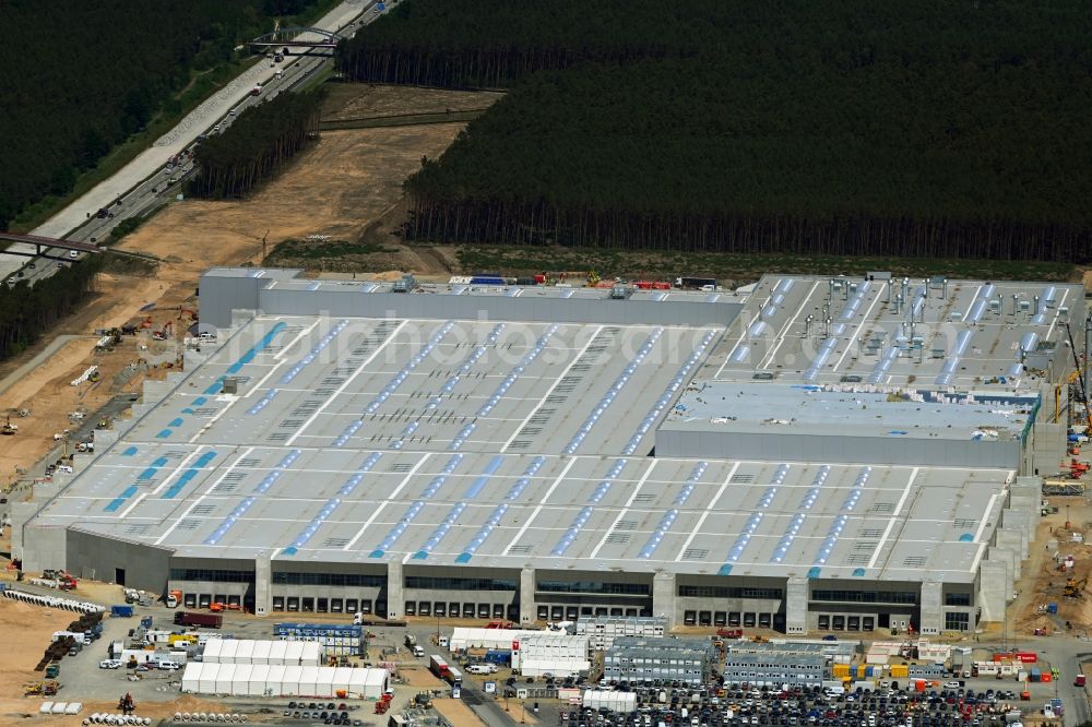 Grünheide (Mark) from above - Construction site for the new building of Tesla Gigafactory 4 on Schlehenweg - Eichenstrasse in the district Freienbrink in Gruenheide (Mark) in the state Brandenburg, Germany