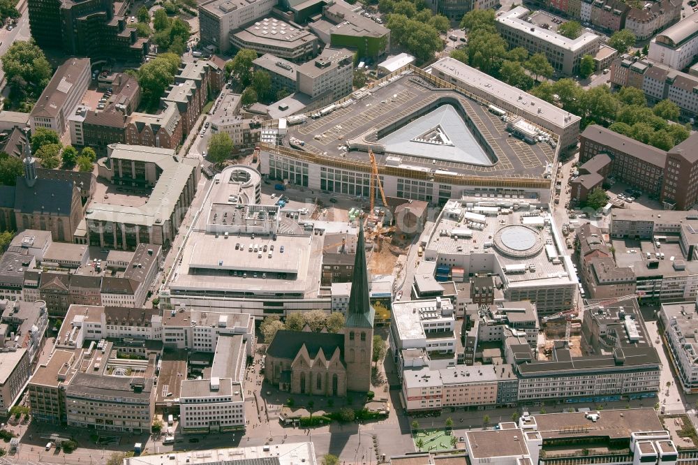 Dortmund from above - View of the new construction of the Thier Galerie in Dortmund in the state of North Rhine-Westphalia