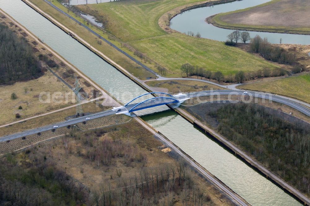 Hamm from the bird's eye view: View onto the new build of the Tibaum Bridge in the district Herringe of Hamm in the state North Rhine-Westphalia