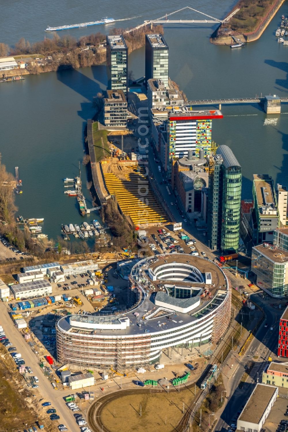 Aerial photograph Düsseldorf - Construction site for the new building trivago-Zentrale on Kesselstrasse in the district Medienhafen in Duesseldorf in the state North Rhine-Westphalia